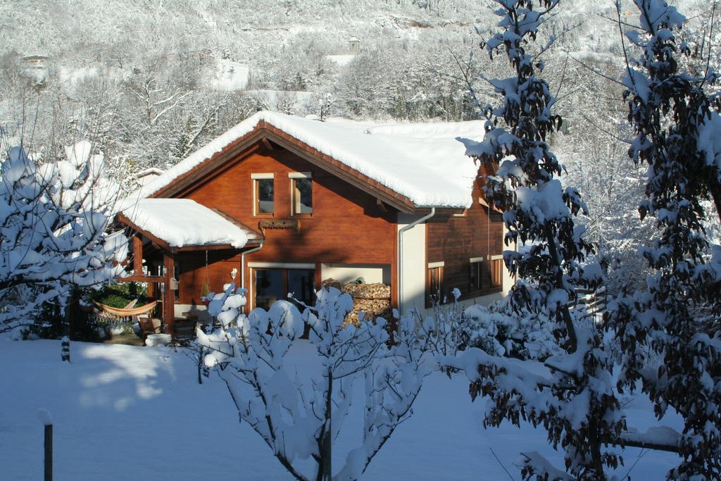 Chambre D'Hotes "Les Crets" Mercury-Gémilly Exterior foto